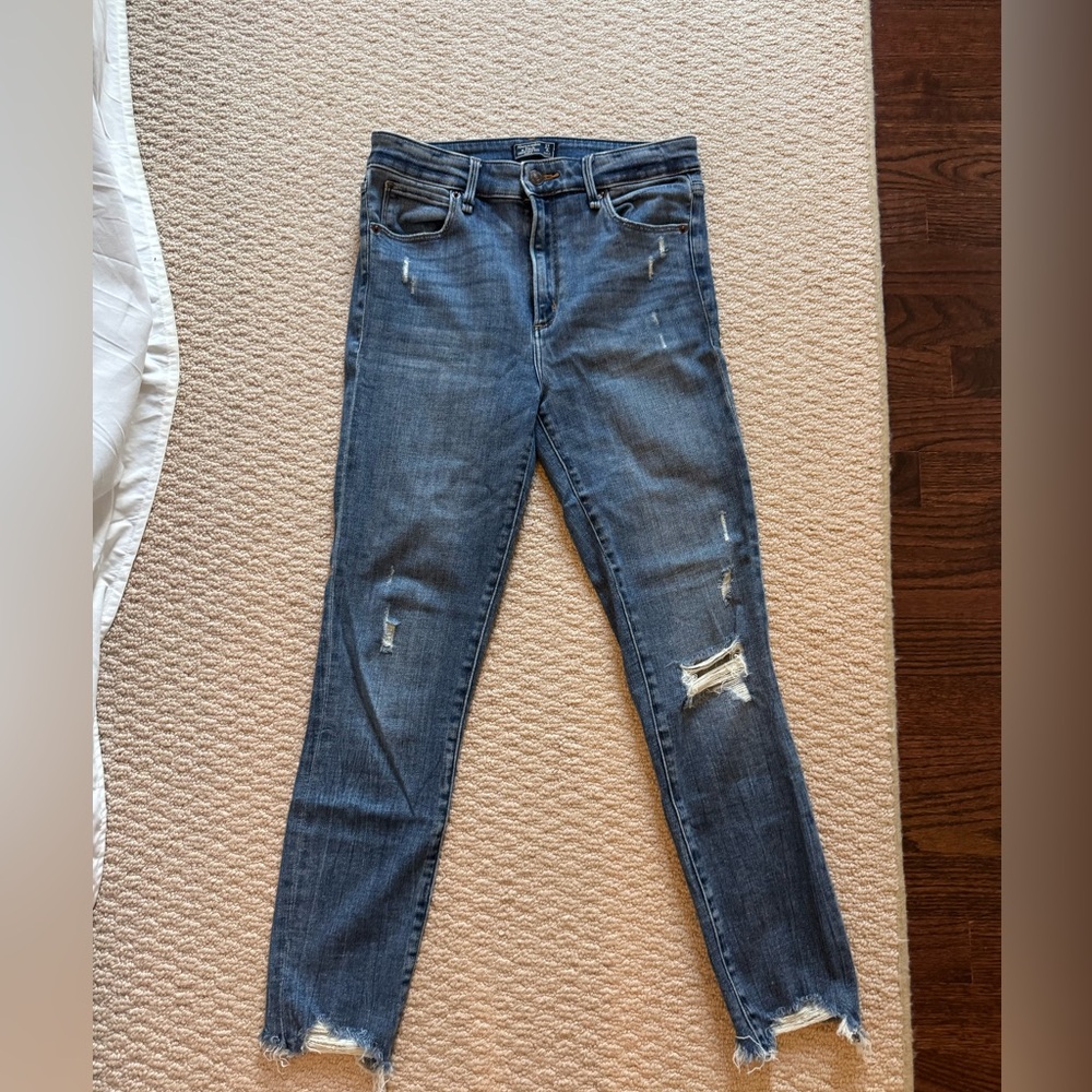 Abercrombie & Fitch Distressed Skinny Jeans - Blue